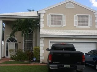 14110 Oak Ridge Dr, Davie, FL 33325