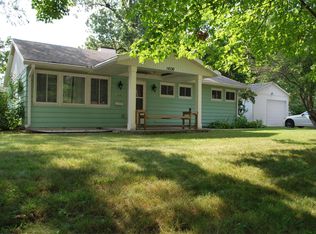 1606 Richmond Rd NE, Cedar Rapids, IA 52402