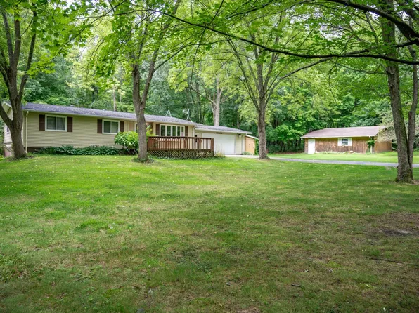 9700 Espy Rd, Tomah, WI 54660