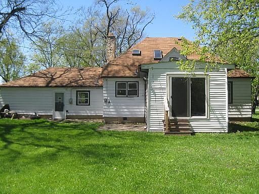 2nd image of 15805 Whipple Ave