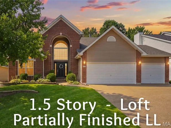 312 Open Country Dr, Wentzville, MO 63385
