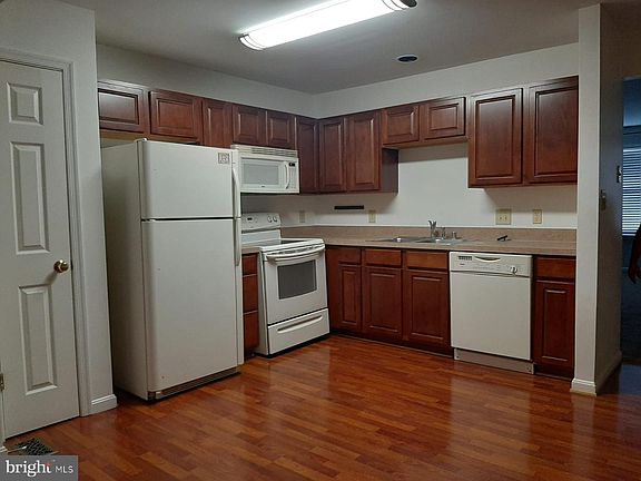 4th image of 11314 Wytheville Ln
