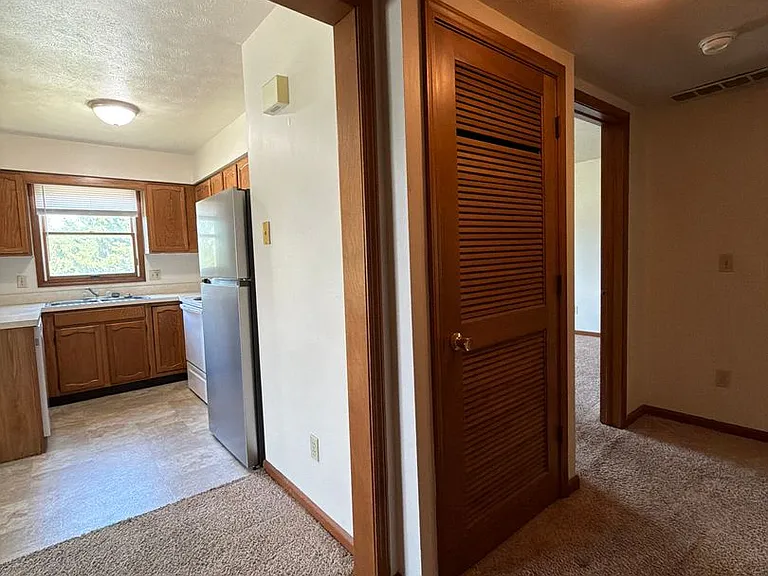 201 Stonewall Ct — Photo 18