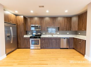 3433 S Indiana Ave #301, Chicago, IL 60616