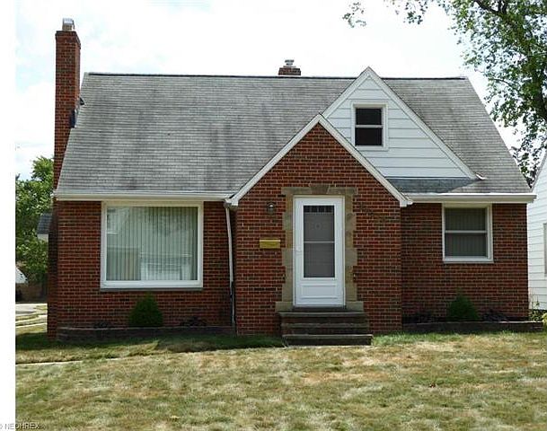 1st image of 28526 Gilchrist Dr