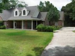 10614 Crestwater Cir, Magnolia, TX 77354