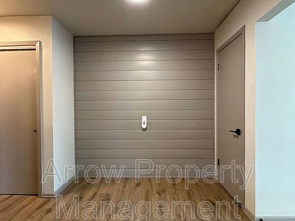 4th image of 1025 C St #5