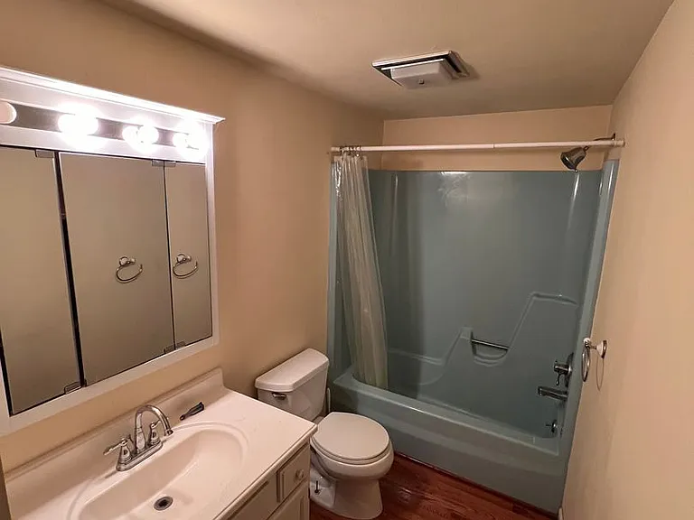 33 Meadowbrook Dr — Photo 15