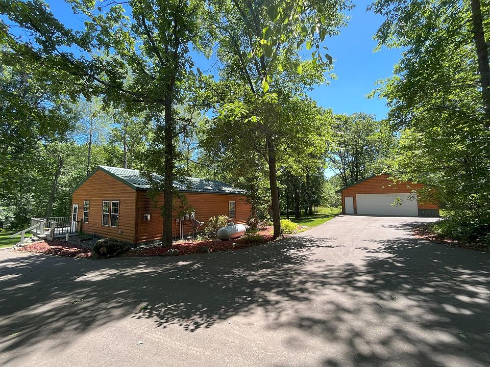1st image of 26794 Riverview Dr