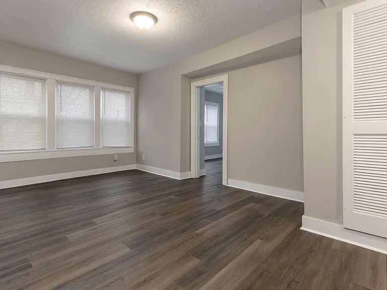 1000 Ellison Avenue — Photo 4