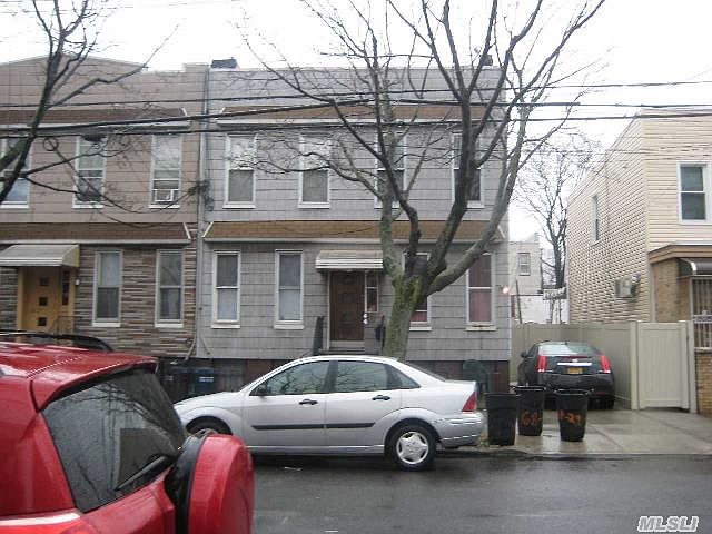 2nd image of 6829 62nd St APT 2R