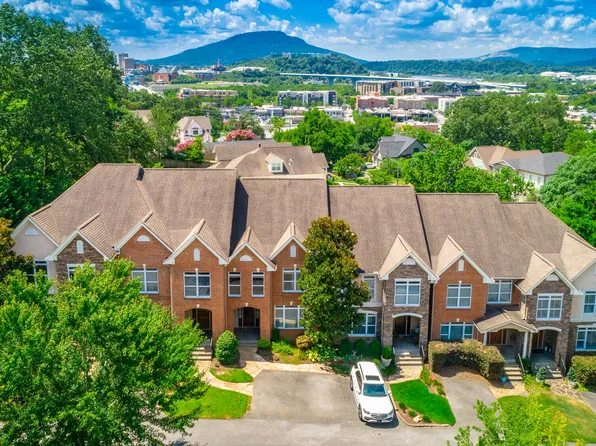 216 Shady Ridge Ln, Chattanooga, TN 37405