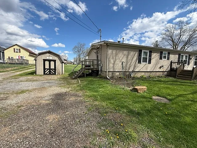 2273 Main St — Photo 2