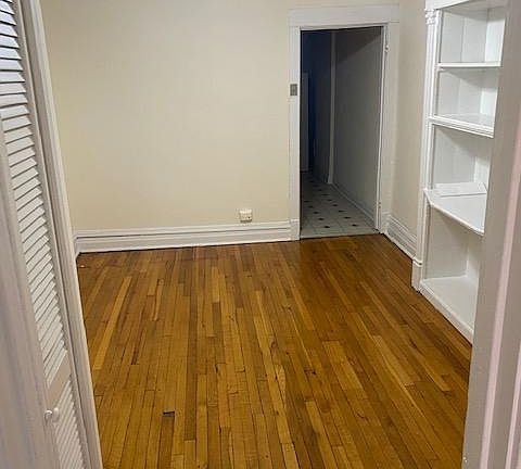 5th image of 2405 W McLean Ave APT 3