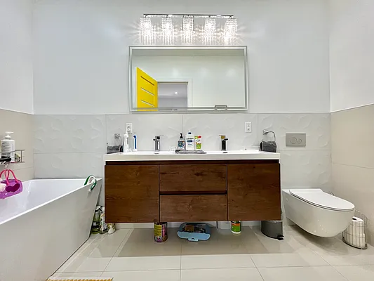 Rented by SERHANT. | media 31