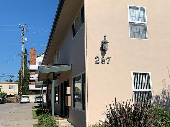 5th image of 267 Newport Ave APT 4