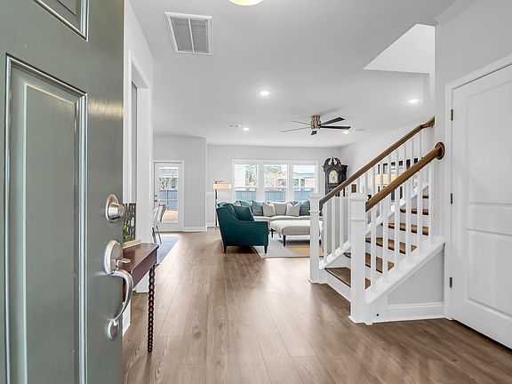 2nd image of 2040 Parish House Cir