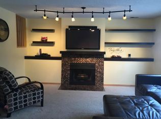 13482 Timber Crest Dr, Maple Grove, MN 55311