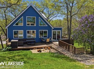 5815 Oak Pointe Dr, Caseville, MI 48725