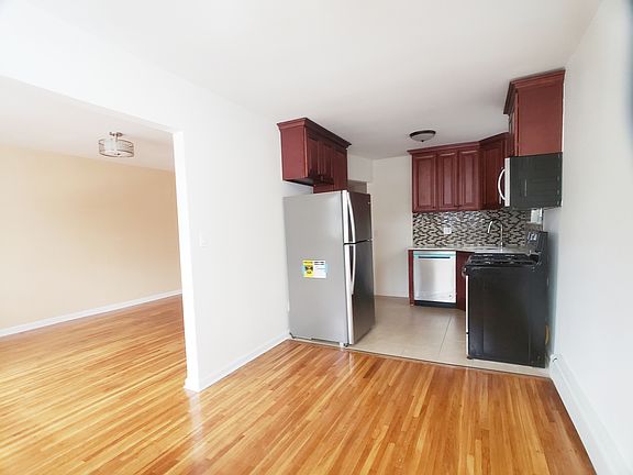 3rd image of 44-18 25th Ave #2