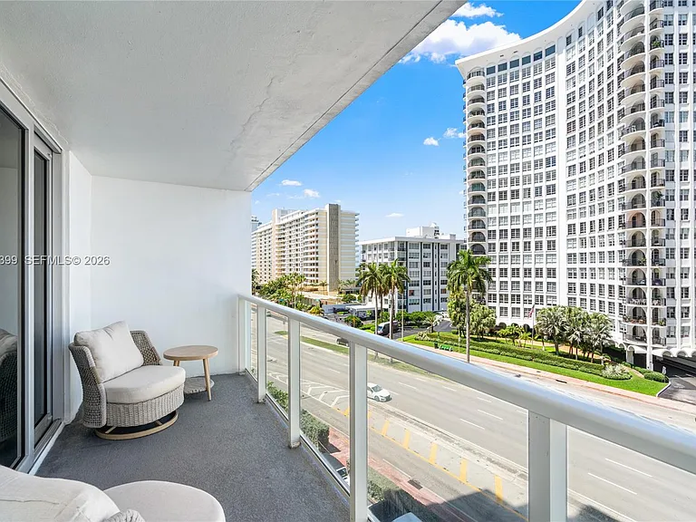 5701 Collins Ave #503 — Photo 47
