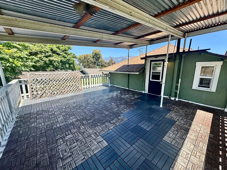 1231 Chino St #B — Photo 3