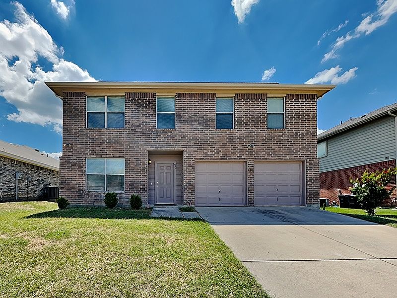 1st image of 633 Woodpecker Ln