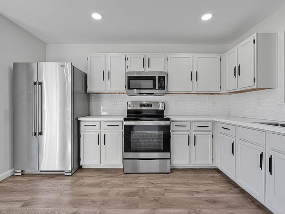 5th image of 10507 Marengo Ln