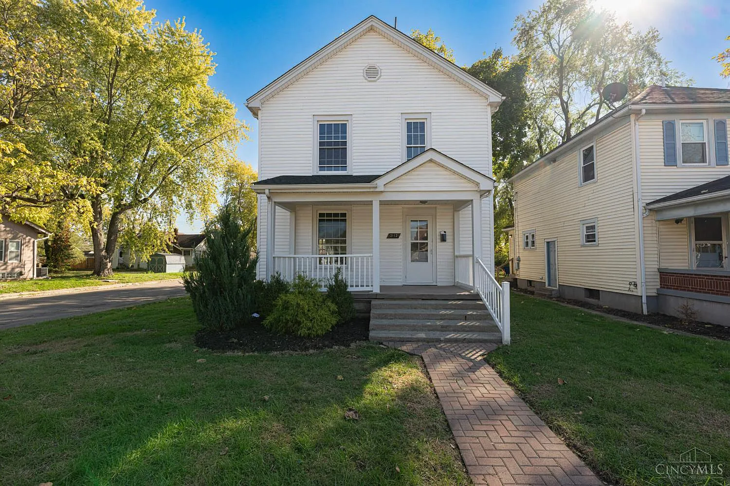 2112 Tytus Ave photo 1