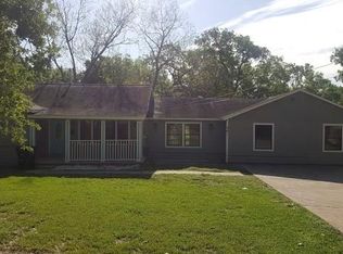 961 Oakstone St, Houston, TX 77015