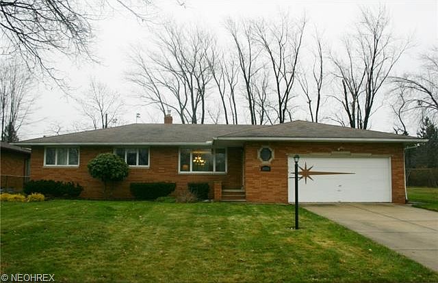 16049 Ramona Dr, Middleburg Heights, OH 44130 | Zillow