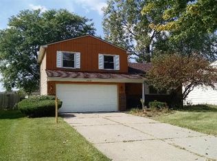 1014 Stamford Rd, Ypsilanti, MI 48198