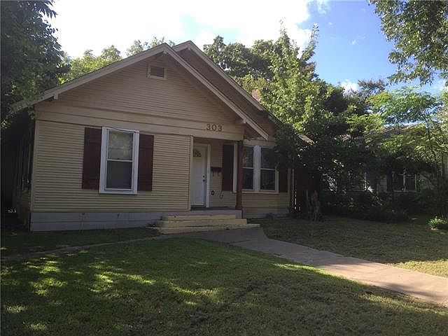 1st image of 303 Cynisca St
