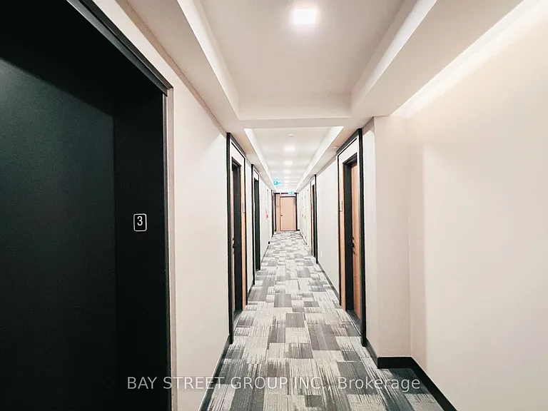 8 Tippett Rd #312 — Photo 2