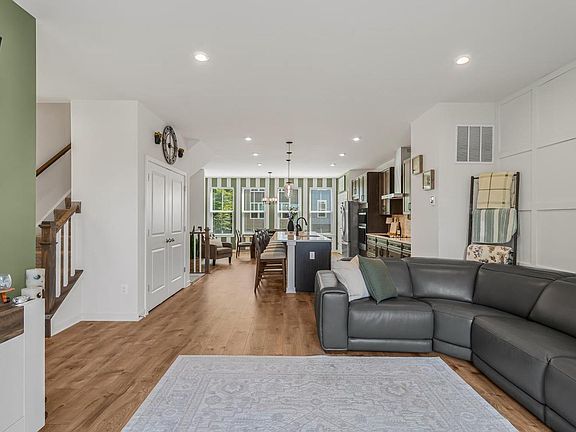 4th image of 4150 Mountjoy Way