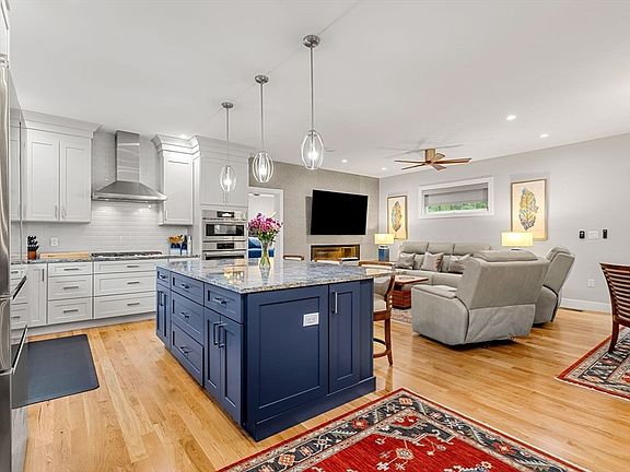 5th image of 24 Primrose Ln #24