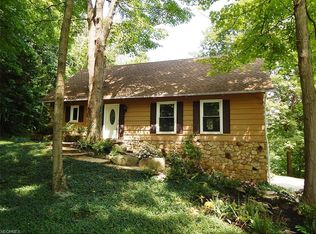 181 Center Rd, Hinckley, OH 44233