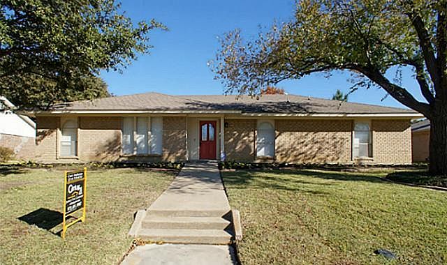 1st image of 2320 Greenhill Dr