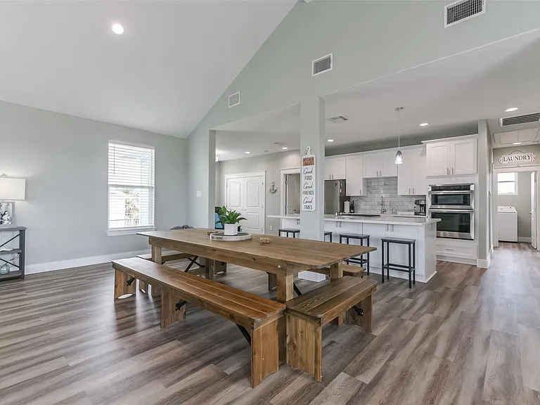 16630 Jean Lafitte Rd — Photo 27