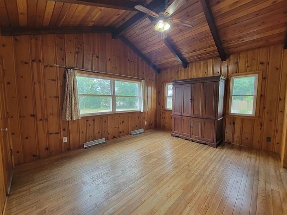 5th image of 723 Renrose Ave
