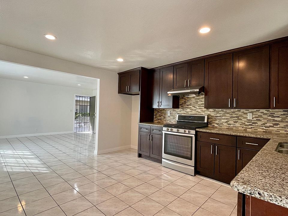 1st image of 225 N Dalton Ave APT 1