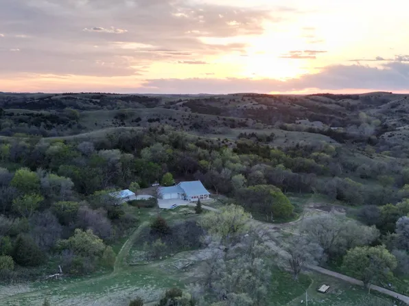 52110 892nd Rd, Niobrara, NE 68760