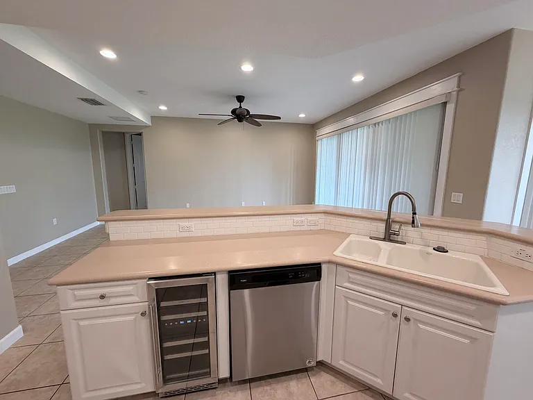 7911 NW 128th Ln #11-C — Photo 26