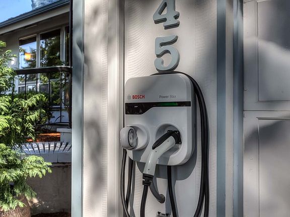 Level 2 Electric Car Charger