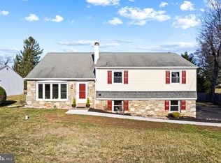 150 Inland Rd, Ivyland, PA 18974