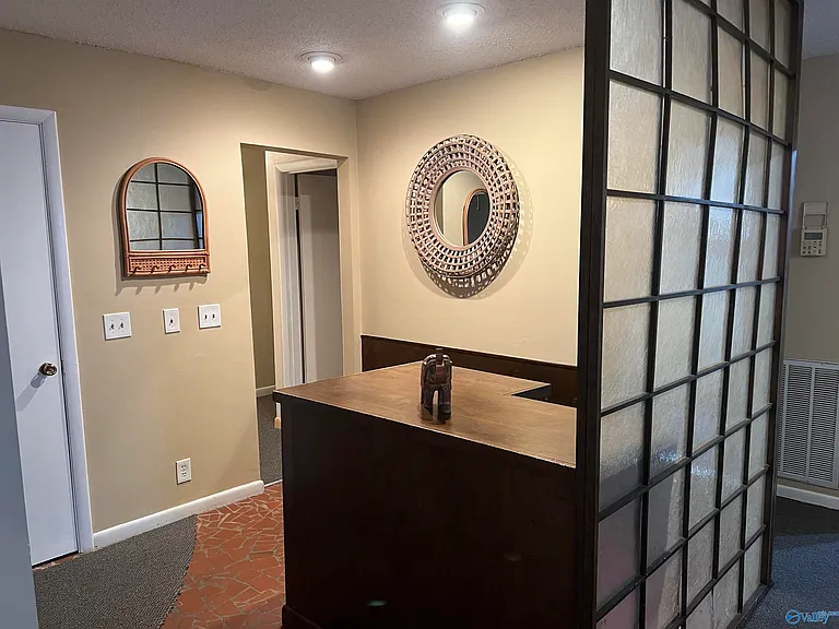 701 Fagan Springs Dr SE — Photo 3