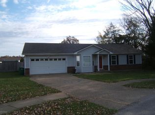 102 Tim Ct, Radcliff, KY 40160