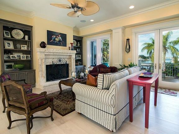 4th image of 6 Bluff View Dr