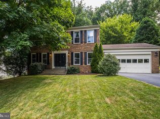 1903 Aubrey Place Ct, Vienna, VA 22182