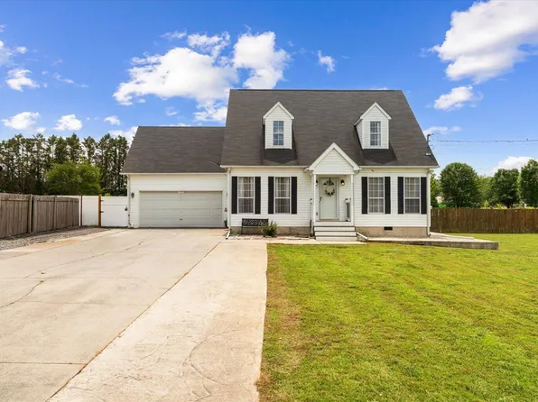 312 Mercer Dr NW, Dalton, GA 30721